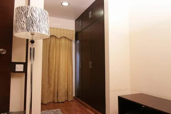 Hira Guest House Karachi Ngoại thất bức ảnh