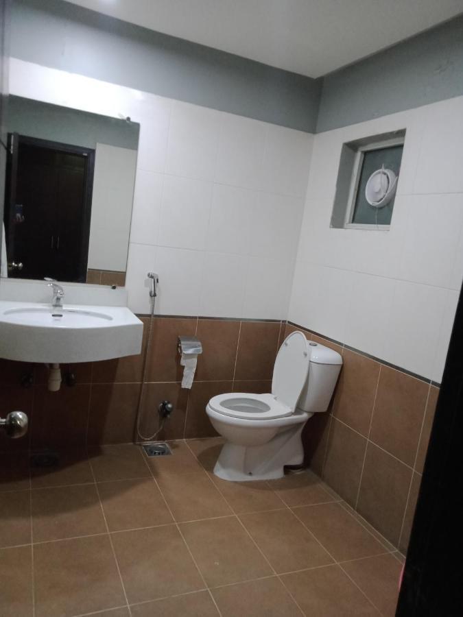 Hira Guest House Karachi Ngoại thất bức ảnh