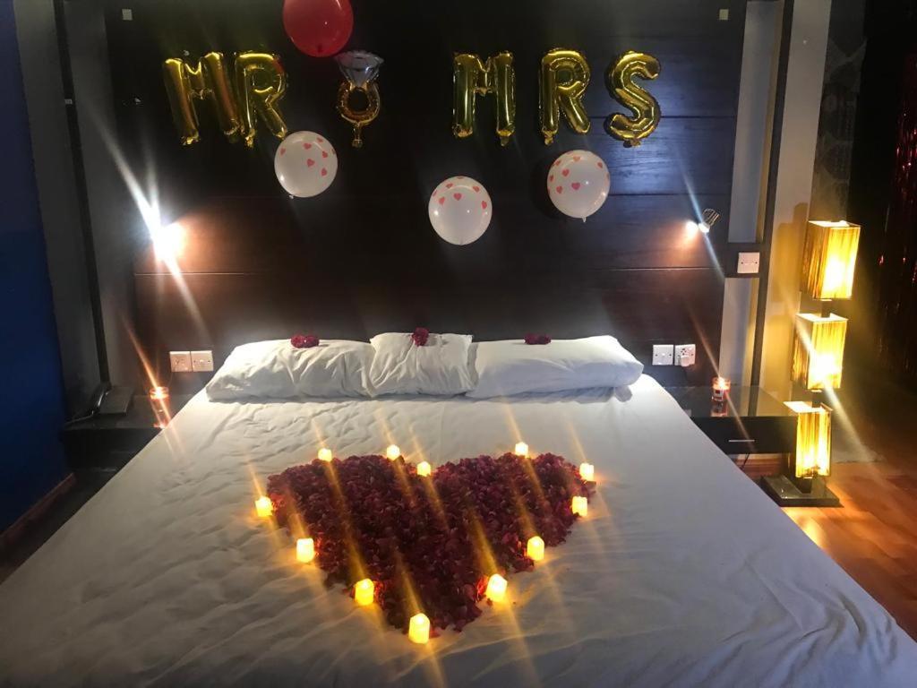 Hira Guest House Karachi Ngoại thất bức ảnh
