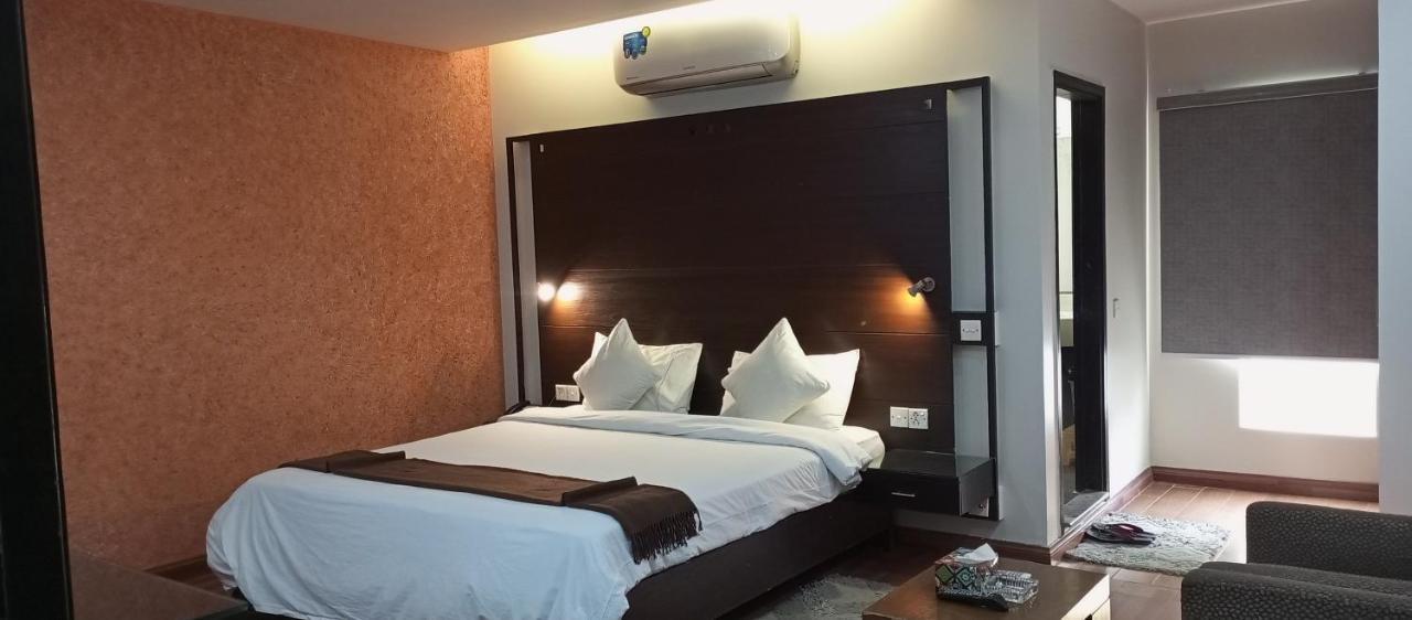 Hira Guest House Karachi Ngoại thất bức ảnh