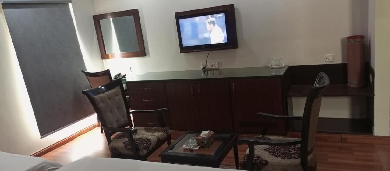 Hira Guest House Karachi Ngoại thất bức ảnh