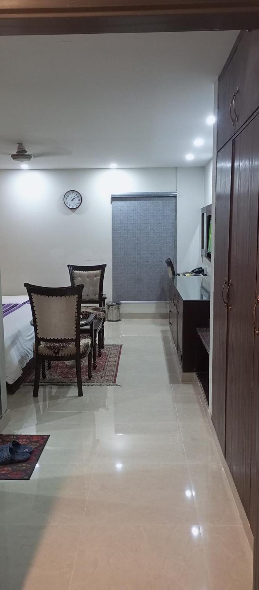 Hira Guest House Karachi Phòng bức ảnh